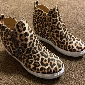 Leopard print wedge booties